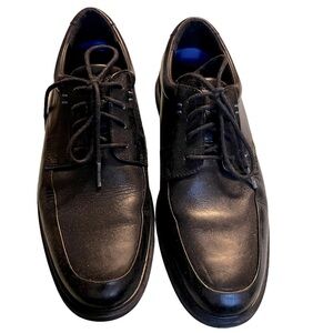 Rockport - men lace comfort shoes size 7.5